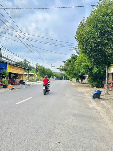 Liên hệ: 077.813.8263 Bình có ZALO