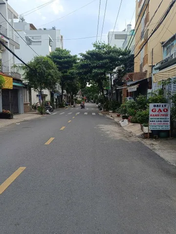 MT Đường Cách Mạng, Nhà 3 Tầng , Đt:  67m² full thổ cư ngang 4m giá 10 tỷ tại Phường Phú Thọ Hòa