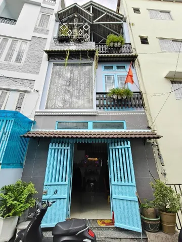 Hẽm xe hơi tăng bạt hỗ, sổ riêng, gấp bán