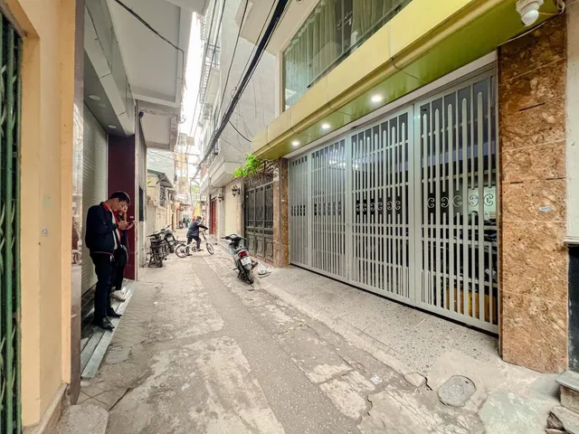 BÁN TÒA NHÀ CHDV ĐƯỜNG HOÀNG MAI. 66M2 - 7 TẦNG. THANG MÁY. 14 CĂN HỘ KHÉP KÍN.
