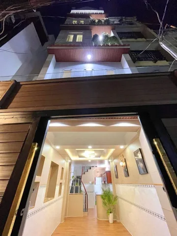 Phan xích long, phú nhuận, 5 tầng trung tâm ẩm thực