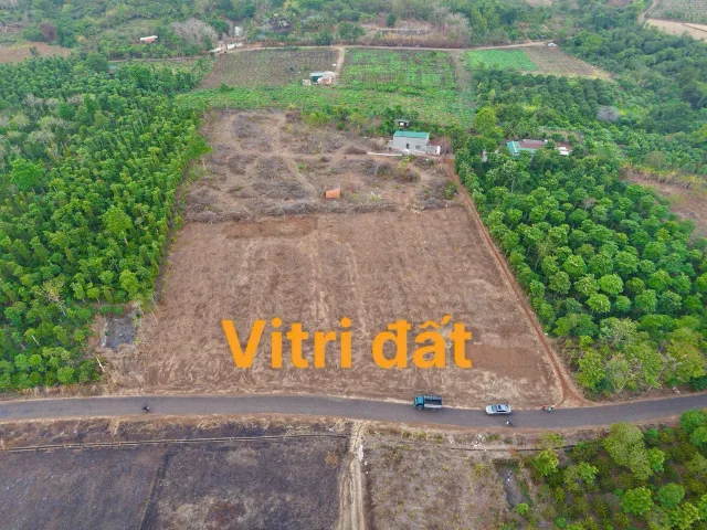 Đất mặt tiền đường nhựa 70x145 tổng hơn 1héc,  bán 3tỷ849