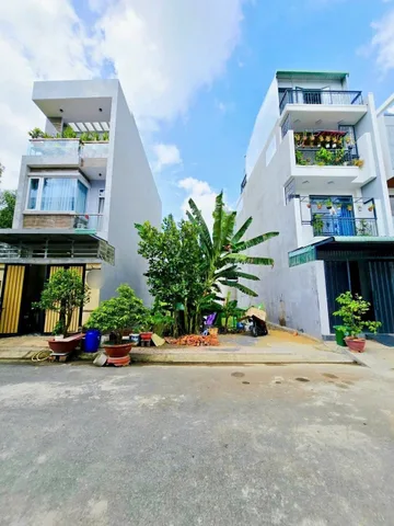 🚗 BÁN LÔ ĐẤT NỀN - 59M2( 4*14.7), FULL THỔ, CÔNG NHẬN ĐỦ - KHU XD CAO, TOÀN NHÀ ĐẸP - ĐẤT NỀN - HẺM XE HƠI 9M - GẦN CHỢ, UBND - P. LONG PHƯỚC, THỦ ĐỨC.(A)