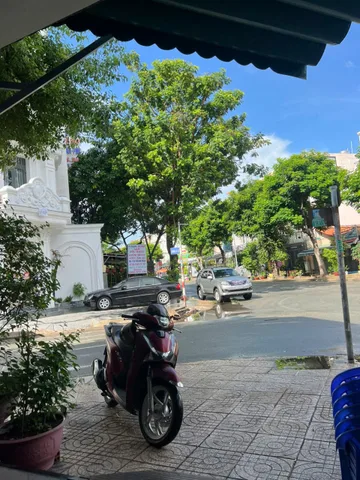 Bán đất 70m² ngang 4m giá 4.5 tỷ Phường Phú Thuận