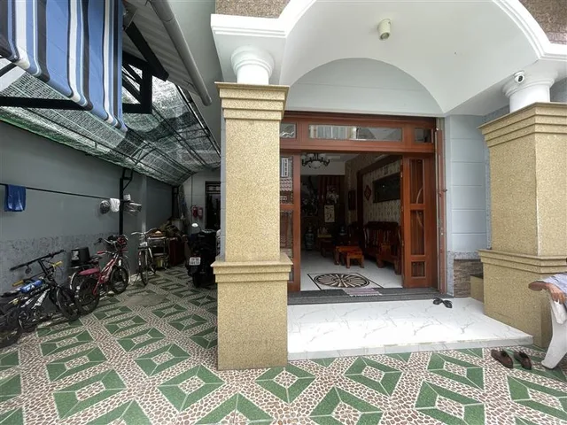 Bán nhà 164m² full thổ cư ngang 7m giá 21 tỷ tại Phường Thông Tây Hội