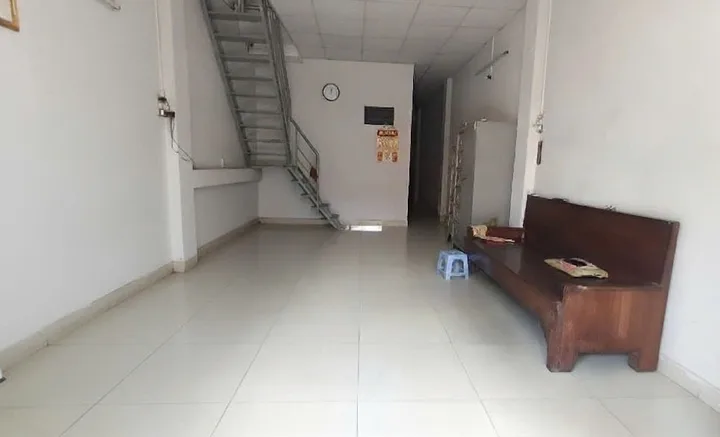 NHÀ Giảm Sốc  450 TRIỆU AN LẠC A ,Ô TÔ ngủ trong nhà,56M2 ,GIÁ CHỈ 4.9 TỶ