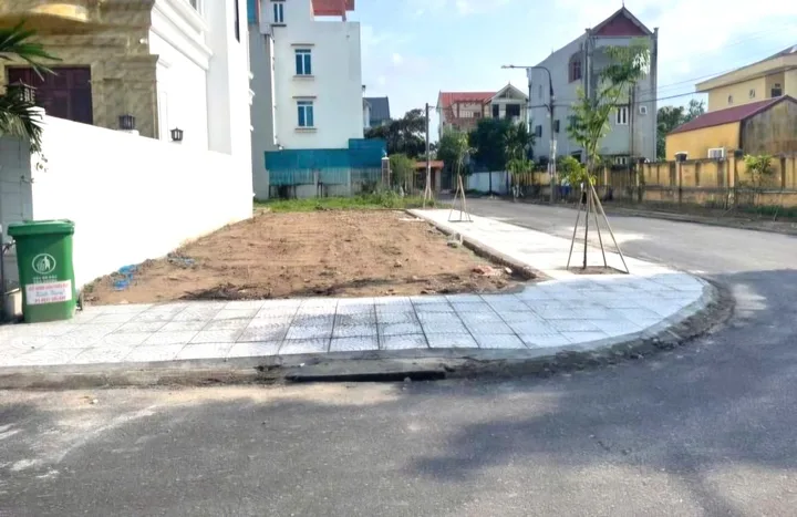 chính chủ cần bán gấp lô đất