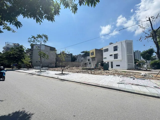 BÁN LÔ ĐẤT TRỤC ĐƯỜNG TO VỰNG ĐÂNG,CENCO 5,PHƯỜNG HẠ LONG