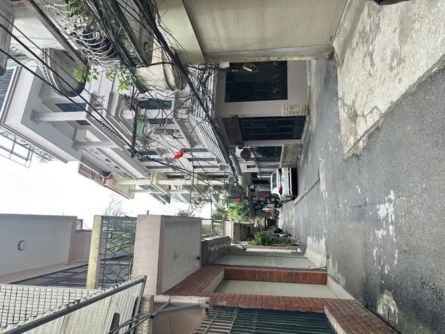 Bán nhà Nguyễn Phúc Lai, Đống Đa 62.4m² ngang 5,3m giá 26.8 tỷ Phường Ô Chợ Dừa