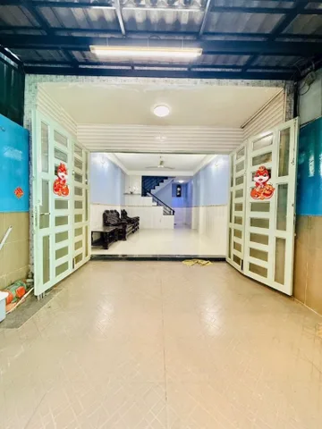 Gò vấp 4 tầng, sổ hồng riêng, gần siêu thị, chợ, trường học