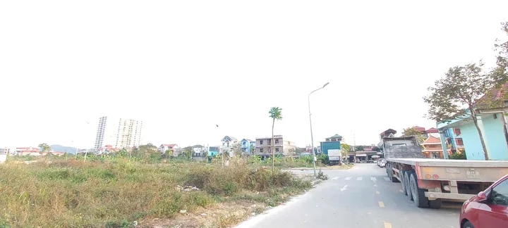 Bán 81m đất giãn dân khắc niệm 2 dãy L7 nhìn nhà văn hoá. Đường thông thẳng ra nút giao tây nam. Phường hạp lĩnh tỉnh bắc ninh