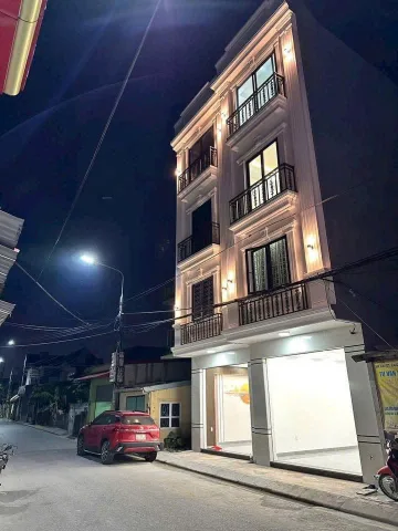 [HOT] Bán nhà 4 tầng mới xây 50m² mặt đường Trần Bá Lương ngang 4,5m giá 4.55 tỷ Phường Hưng Đạo