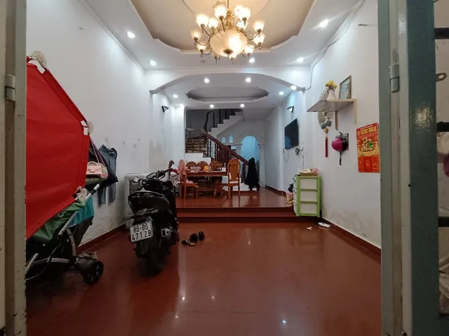 BÁN NHÀ ÂU DƯƠNG LÂN QUẬN 8 60M2 4 TẦNG 4 PHÒNG NGỦ 6.X TỶ CHÁNH HƯNG