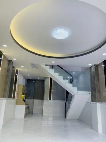 MT-Nguyễn Văn Cự – Tân Tạo
Dt 4.5x11m -50m2, 2 tầng ,2PN 
💥 Kinh doanh sầm uất – nhà mới vào ở ngay
🛒 Gần chợ, siêu thị, Aeon Mall Bình Tân
💰 Giá chỉ 4.45 tỷ