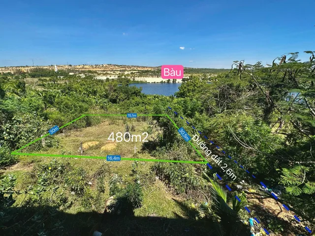 Chính chủ bán lô đất nhỏ xinh view bàu trắng, bàu sen.  LH: 0974090487