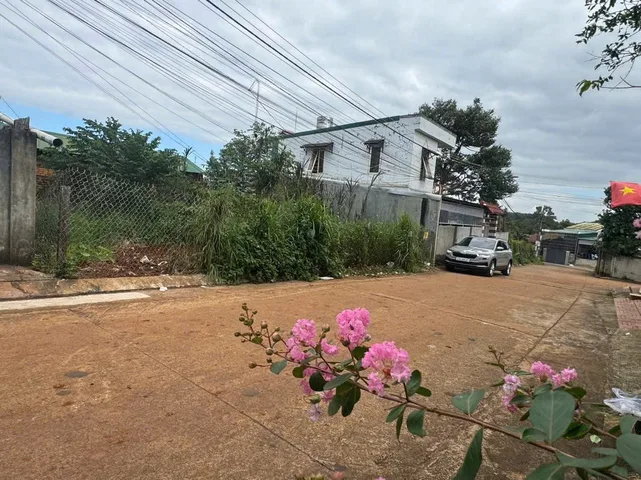 Bán đất  3 lô liền kề nhau ngang  giá 7.35 tỷ Phường Tân An