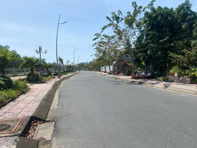 Bán đất 146.3m² ngang 6.2m giá 3.9 tỷ tại Đường Hoàng Hoa Thám Phường Long Châu