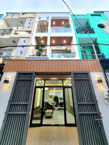 Nhà Tân Bình giá hờii- Nguyễn Minh Hoàng P12, diện tích 68,2m² giá chỉ 3ty1 sổ hoàn công đầy đủ, có thể vào ở ngay.