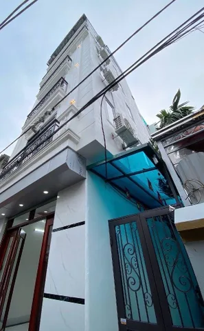 Bán nhà 40m² ngang 4,8m giá 8.2 tỷ Phường Lĩnh Nam