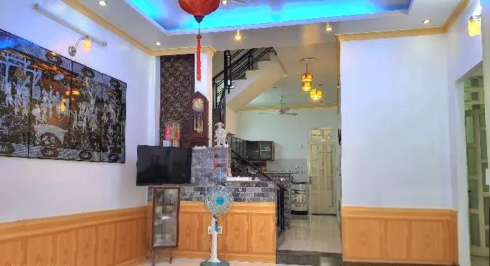 BÁN NHÀ ĐẸP SÁT TÊN LỬ.A NỐI DÀI - HẺM XE HƠI - 4PN - ( 6X15M )