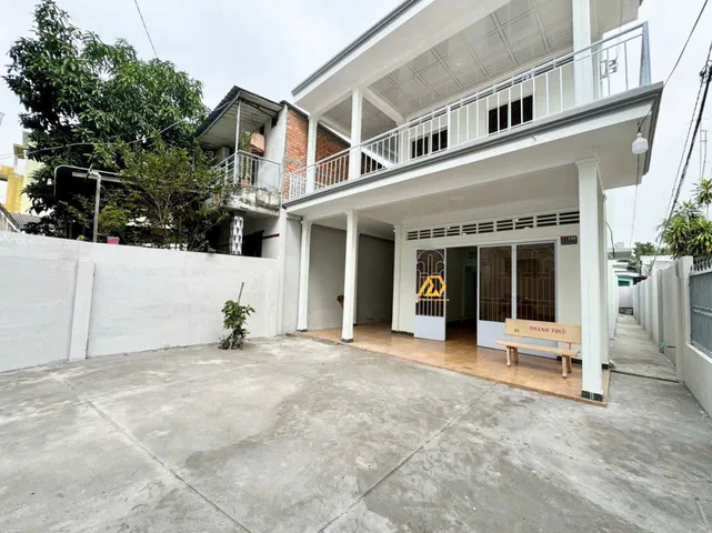Bán nhà 260m² ngang 8m giá 2.5 tỷ gần vòng xoay cổng chào Phường Tân Ngãi