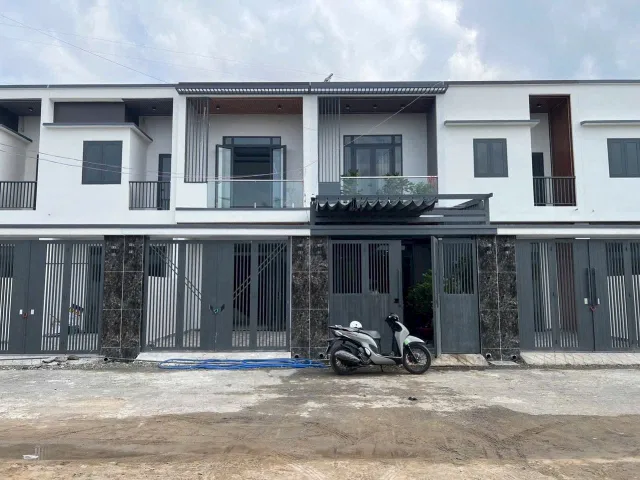 Anh Chị Đang Làm Việc Gần Cổng 11, gần KDL Sơn Tiên hay Long Thành đừng bỏ qua căn này nha!