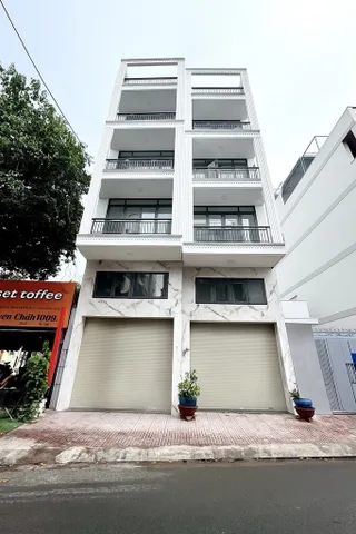 Mặt tiền kinh doanh, 7 tầng hoàng công đủ