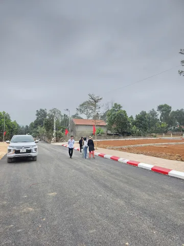 Cần bán lô đất mặt tiền đường nhựa thông, gần trung tâm thị trấn giá cực rẻ bao sổ