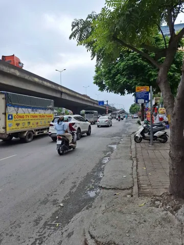 BÁN NHÀ MẶT NGÕ Ô TÔ ĐỖ CỬA ĐƯỜNG NGUYỄN XIỂN. 70M2 - 6 TẦNG. THANG MÁY.
