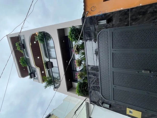 Nhà mới 5 tầng tháng máy sổ hồng riêng, gấp bán