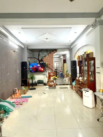 BÁN NHÀ BÙI ĐÌNH TUÝ, BÌNH THẠNH, XE HƠI NGỦ NHÀ, 3 TẦNG, 90M2 THỰC TẾ, NHỈNH 13Đ
