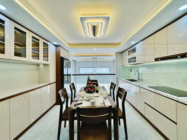 BÁN NHÀ 1 LẦU ĐẸP, HẺM XE HƠI DT ĐẸP( 6X12M) ĐƯỜNG LÊ THỊ RIÊNG , QUẬN 12.