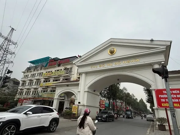 BÁN GẤP BIỆT THỰ KĐT NAM CƯỜNG. 200M2 - 4 TẦNG. MT 10M.
