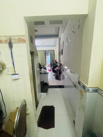 Gấp bán sổ hồng riêng, gần chợ, công viên, trường học