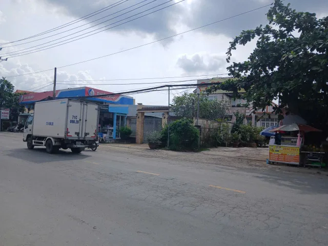 Nhà MỚI có sân đậu Ô tô. ĐÓN TẾT Gía RẤT TỐT-P.Trung An, Đồng Tháp.