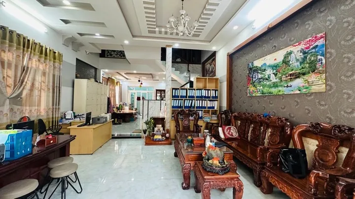 Bán nhà 140m² có sẵn 103m² thổ cư ngang 6.5m giá 14.5 tỷ tại Phường Tân Thới Nhất Quận 12