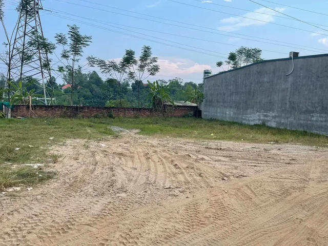 Bán đất 200m² ngang 10m giá 1.6 tỷ Xã Hy Cương