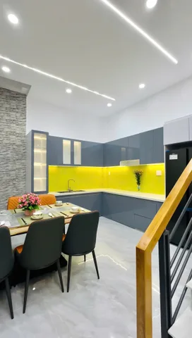 Nhà đẹp 68m² Đường số 22, Thủ Đức giá  tỷ 550. Gần Giga Mall. Xây 1 trệt 3 lầu, hẻm 5m. Sổ riêng