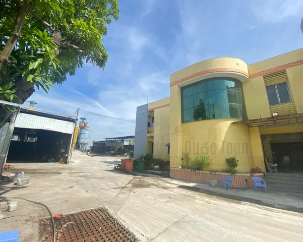 CHO THUÊ ĐẤT VÀ KHO BÃI TRÊN ĐẤT 7000M2 TP LONG XUYÊN AG