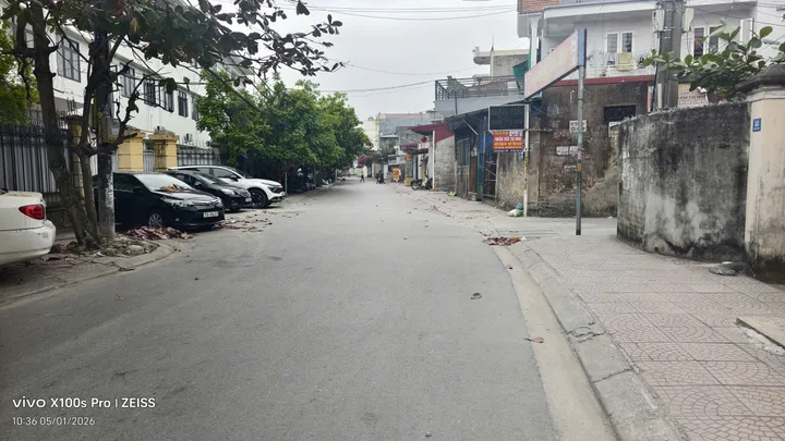 Hàng Hiếm bán đất tặng nhà 2 tầng mặt đường An Lạc, đối diện trường cấp 2 Bạch Đằng - Giá TỐT