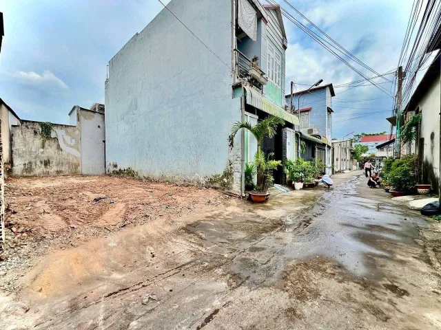 Bán đất gần CƯ XÁ Tân Phong 65m² sổ hồng, thổ cư (P. Tân Phong) - Giá 2tỷ550