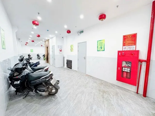 Bán nhà dòng tiền thang máy Bùi Xương Trạch! Toà CHDV 23 phòng studio – 77.4m2 x 6 tầng – 23.9 tỷ – Giữ tài sản an toàn, lợi nhuận bền vững