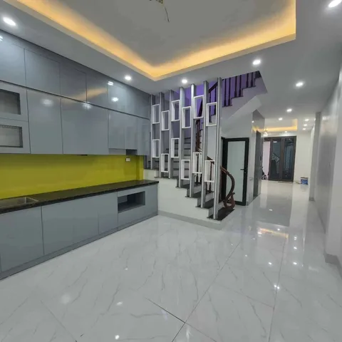 Bán nhà 53m² ngang 4m giá 9.45 tỷ Phường Tây Mỗ