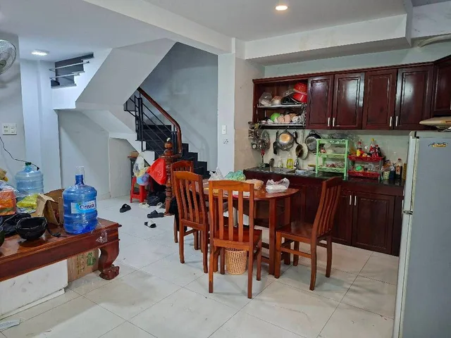 Gấp bán sổ hồng riêng 4 tầng thống nhất