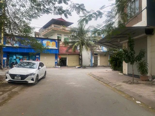 Bán 81m đất giãn dân khả lễ 3 nhìn vườn hoa. Ngay cạnh tổ hợp chung cư. Phường võ cường tỉnh bắc ninh