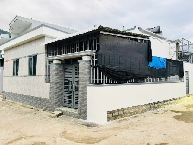 Bán nhà 102.1m² giá 2.55 tỷ Phường Nam Nha Trang