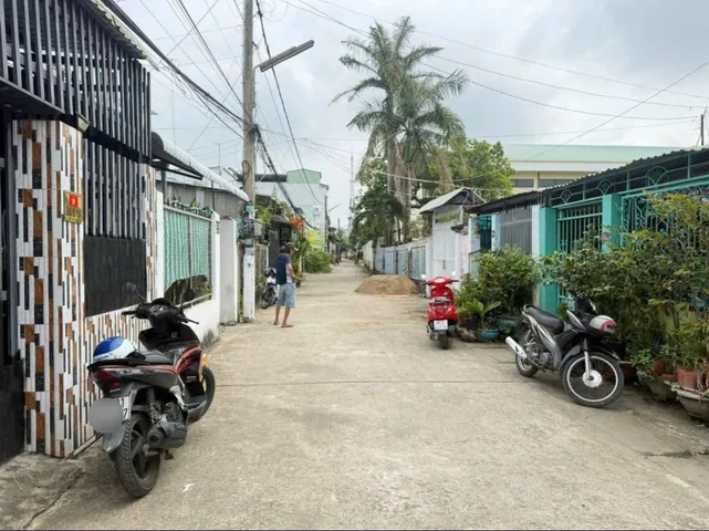 Ngộp quá nên bán gấp lô đất thổ cư đường Giồng Cát, Củ Chi, 710Triệu Sổ hồng riêng