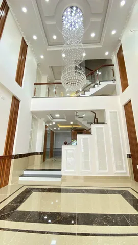 Bán nhà 4 tầng + sân thượng sát KĐT Vạn Phúc City