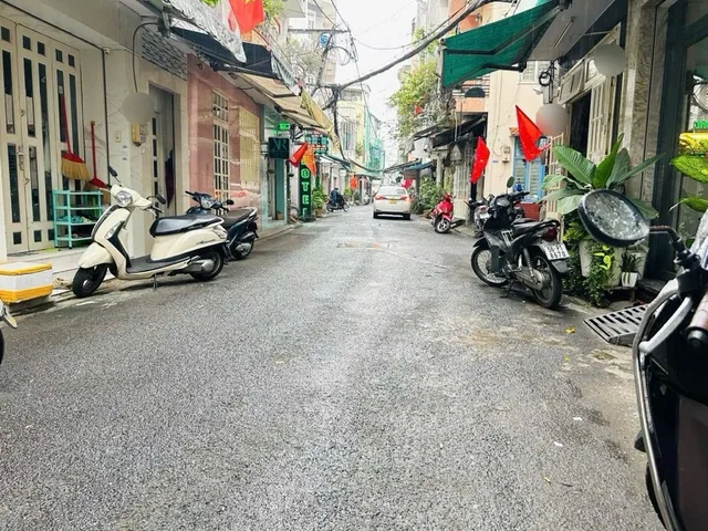 MẶT TIỀN LÊ LAI,  2 xe hơi tránh, Trung Lang, Ngay Đồng Đen, K300, 69M2, 4 tầng, Chỉ 11 tỷ 800