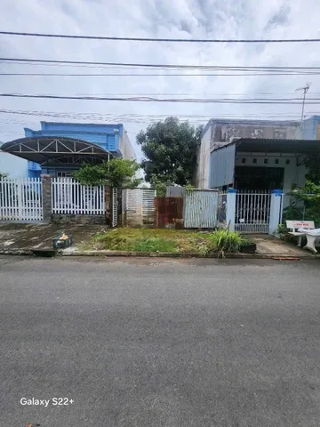 Cần tiền bán gấp lô đất gần 150m2 - Sổ hồng riêng ở gần Cầu Vượt Củ Chi ( Tân An Hội ) - Giá thương lượng 820 triệu
